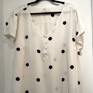 LOFT Plus polka dot top